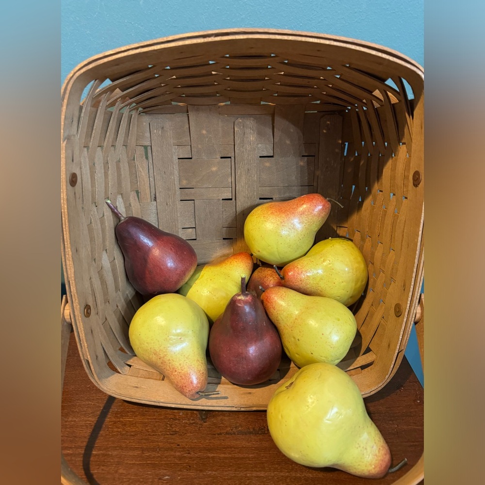 Vintage Designer faux Fruit Decorative lot of 9 Red and Green Pears 🍐